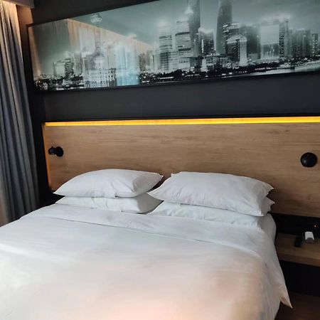 Park Inn By Radisson Shanghai Huanqiugang Dış mekan fotoğraf